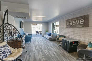 1718 S. Jentilly Lane Studio-3 Beds Apartment for Rent - Photo Gallery 5