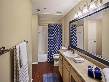 100 Anderson Str 1-2 Beds Apartment for Rent - Photo Gallery 6