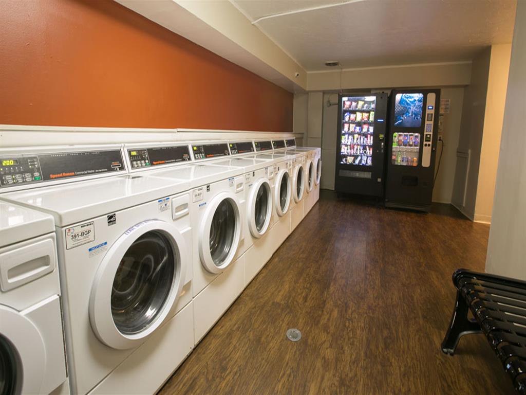 Solon Club Apartments, 26463 Solon Road, Oakwood Village, OH - RENTCafé