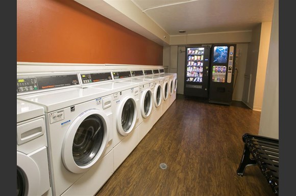 Solon Club Apartments, 26463 Solon Road, Oakwood Village, OH - RENTCafé