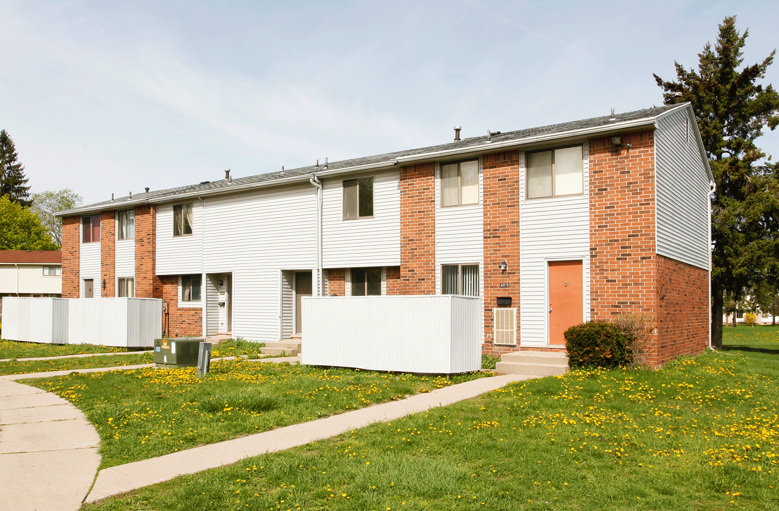 woodside meadows apartments in lansing mi
