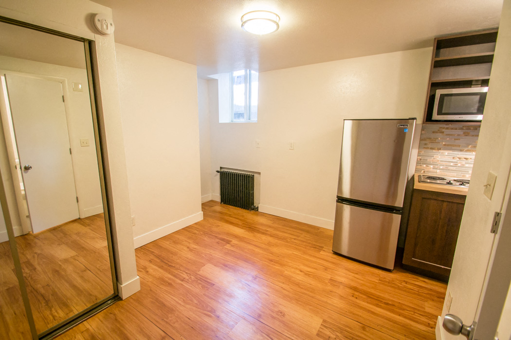 2535 E Asbury Ave Studio-6 Beds Apartment, DU, Denver for Rent - Photo Gallery 15