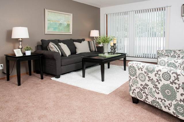 Crest Oak Apartments