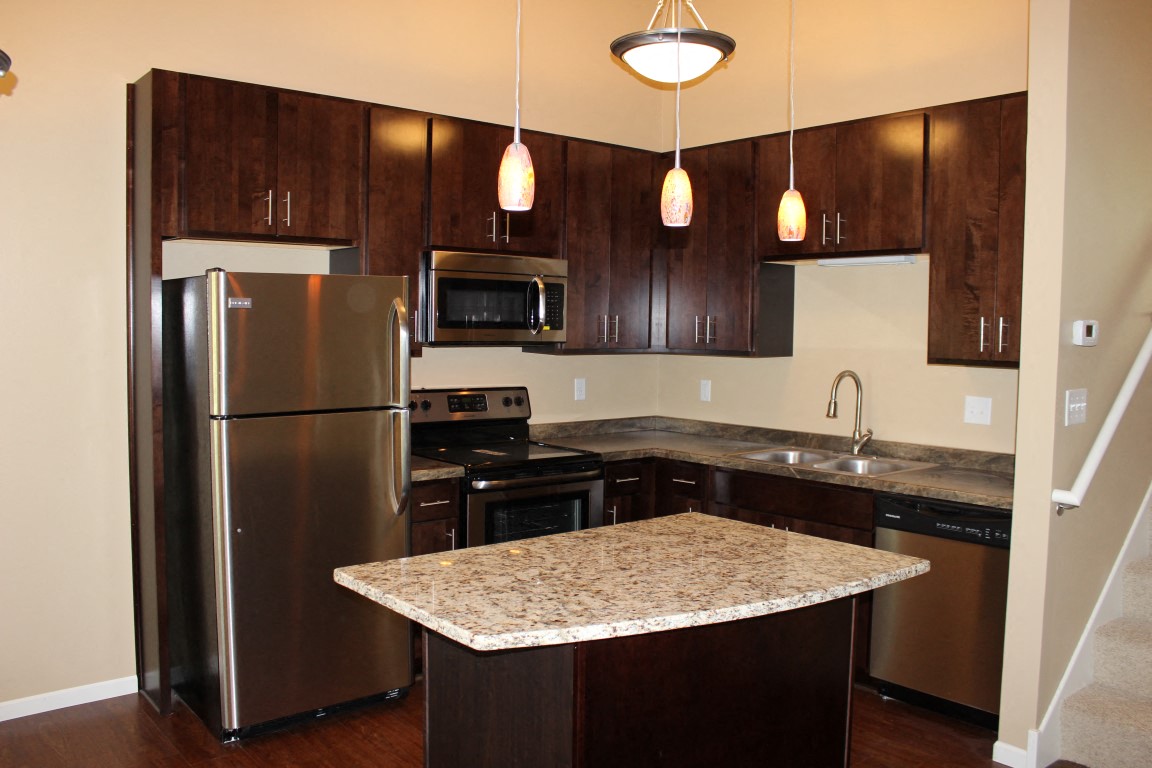 Eagan Gables Apartments 861 937 Wescott Square Eagan Mn Rentcafe