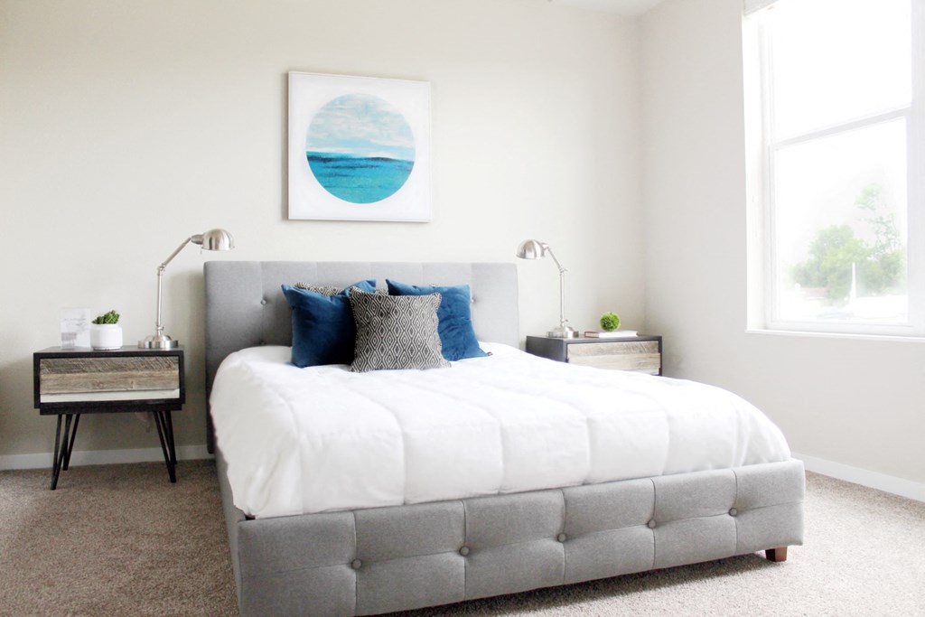 Apartment Master Bedroom at Overlook on the Creek, Minnesota, 55305