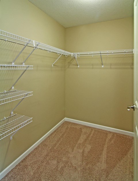 the spacious closets in the spacious bedrooms at grandview estates