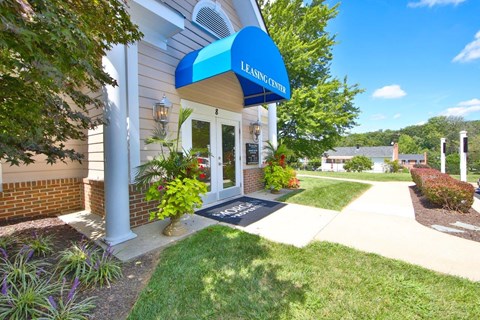 the building in which the hotel is located