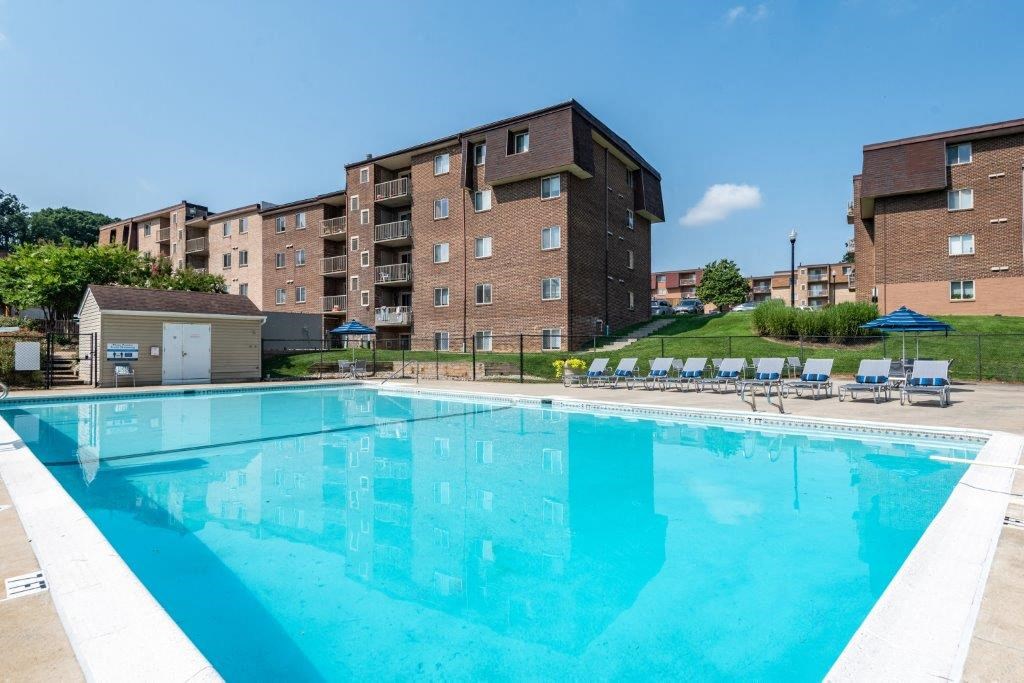 the swimming pool at the apartments for rent