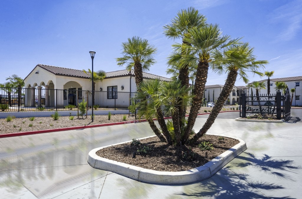 Montecito Entrance Gate