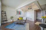 Studio apartment at Larson Building Apartments in Seattle
