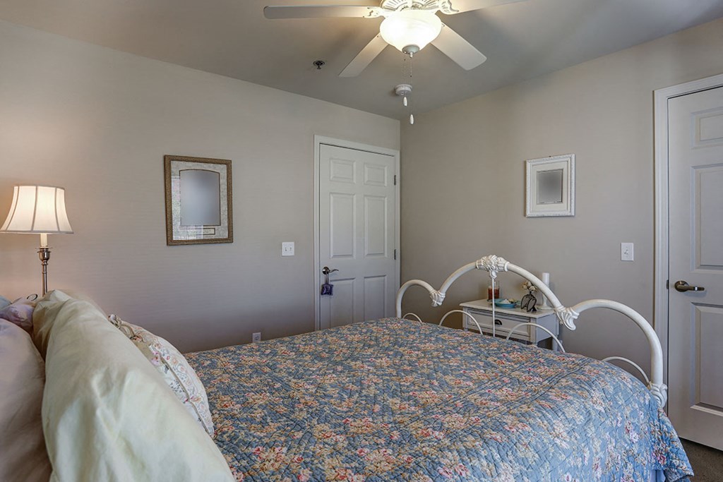 Brookside Commons Apartments, 4155 Sprucewood Dr., Traverse City, MI