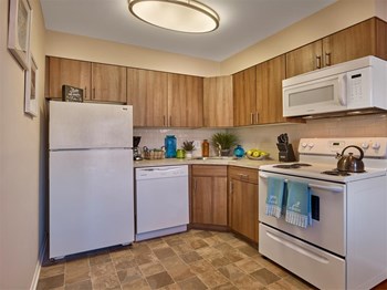 211 Lazaretto Road 2 Beds Apartment for Rent - Photo Gallery 4