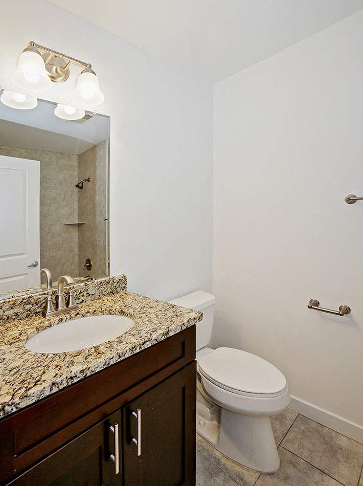 liberty village at warren, warren nj, luxury apartment community, bathroom