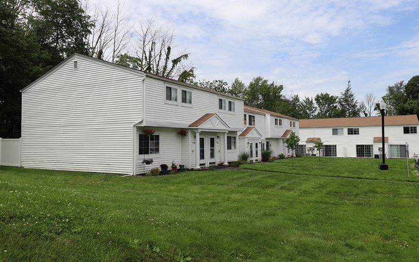 Laurelwood Apartments, 1096 Green Holly Road, Clarks Summit, PA RentCafe