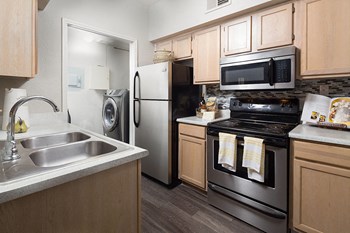 13515 West Avenue 1-3 Beds Apartment for Rent - Photo Gallery 19