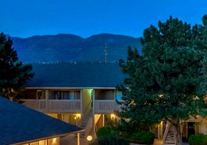 Sungate Apartments Sungate Apartments Community Thumbnail 1