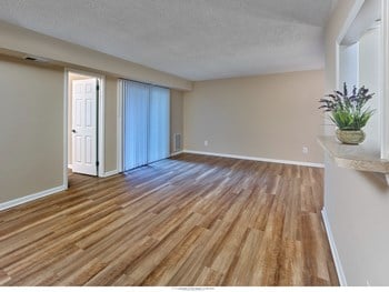322-A Barton Run Boulevard 1-2 Beds Apartment for Rent - Photo Gallery 6