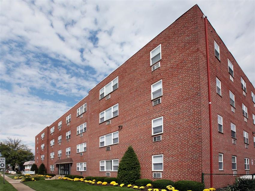 277 South White Horse Pike Studio-2 Beds Apartment for Rent - Photo Gallery 1
