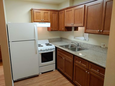 4122 Glenalbyn Dr Studio-1 Bed Apartment for Rent Photo Gallery 1