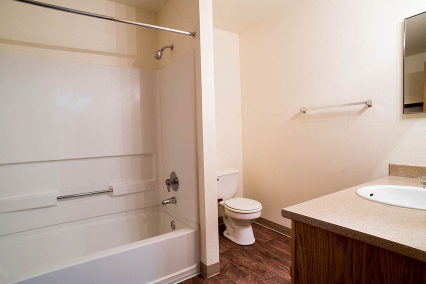 Alder Crossing Apartments, 12636 SE Alder ST Apt,1, Portland, OR RentCafe