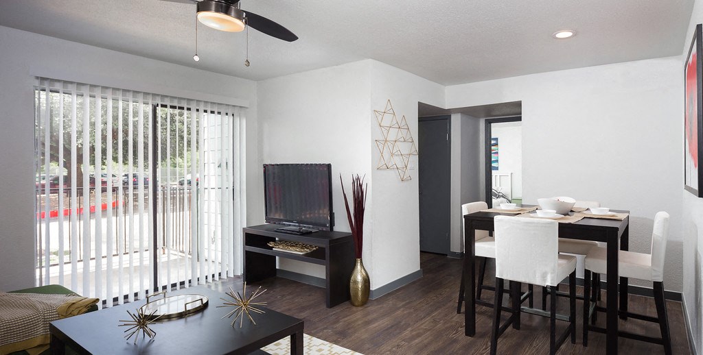 The Ivy Apartments, 8912 North Lamar Blvd, Austin, TX - RENTCafé