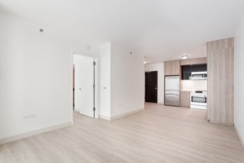 33 8th St. Studio-2 Beds Apartment for Rent - Photo Gallery 13
