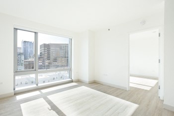 33 8th St. Studio-2 Beds Apartment for Rent - Photo Gallery 14