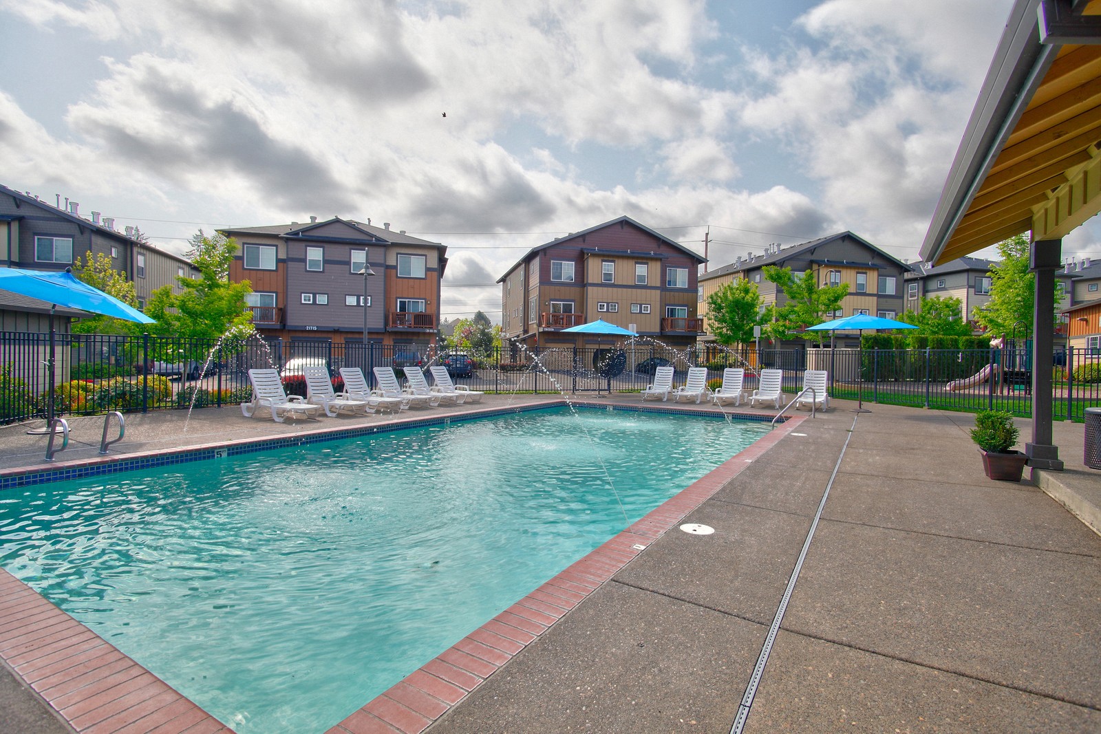 Creekview Crossing Apartments in Sherwood, OR