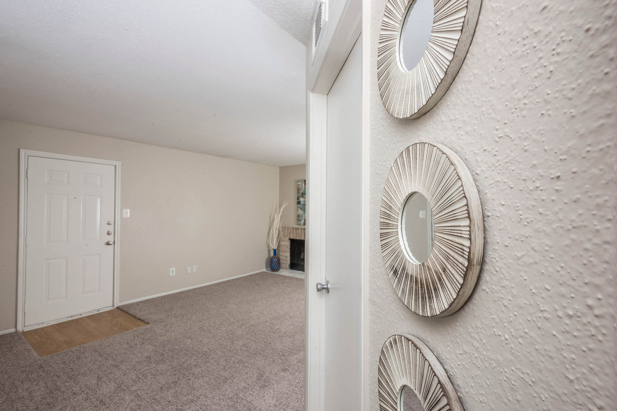 Lush Carpeted Floors