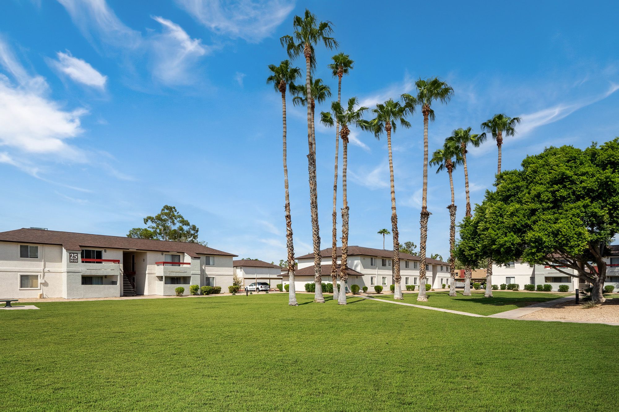 Exterior, Patio, Balcony, Courtyard, Landscaping