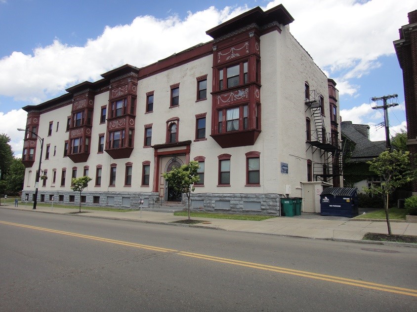 Elmwood Village Apartments, 618377 Elmwood, Buffalo, NY RENTCafé