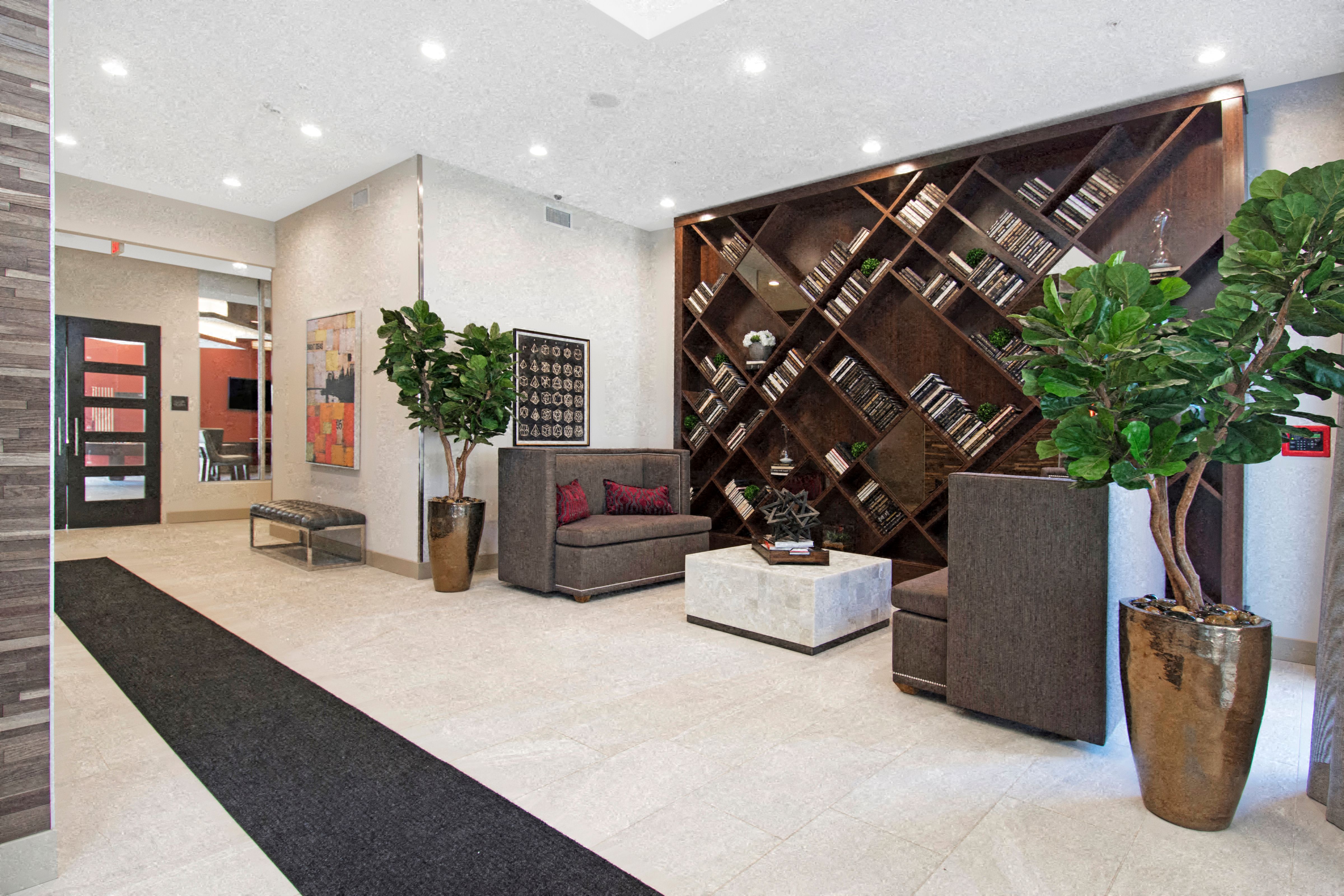 the lobby or reception area at best western plus bellingham airport hotel