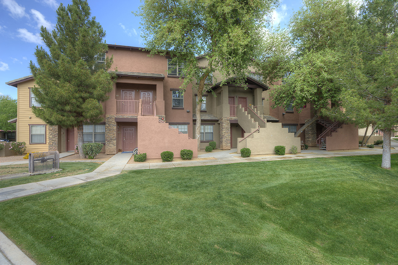 Photos and Video of San Clemente Apartments in Gilbert, AZ