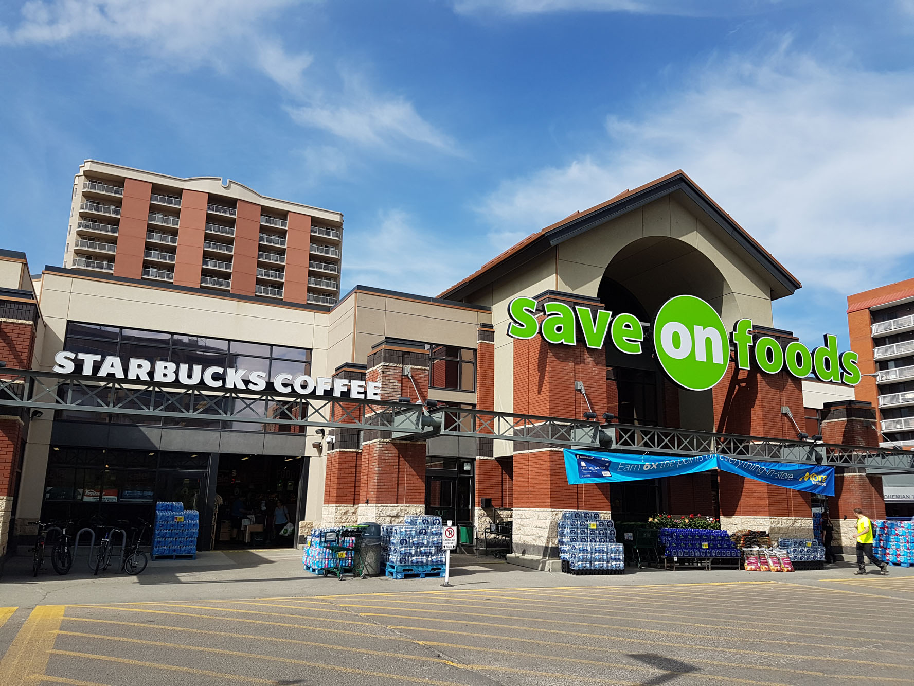 The Hendrix Apartments, 9733 111th Street NW, Edmonton, AB