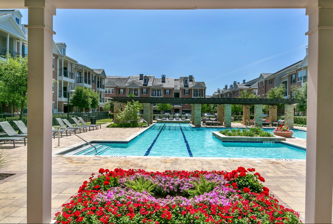 Via Las Colinas Apartments in Irving, TX