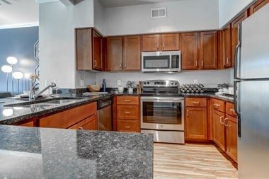 401 W Northwest Hwy 3 Beds Apartment for Rent - Photo Gallery 1