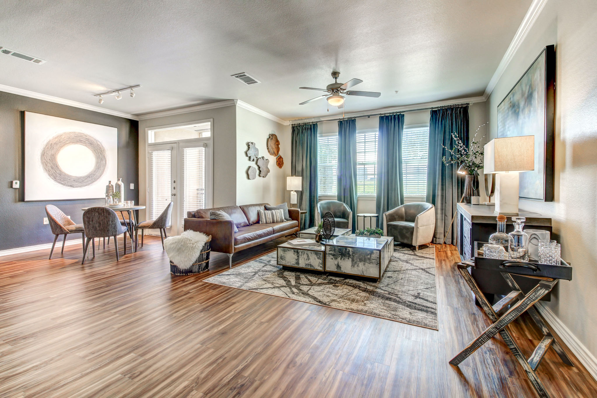 Via Las Colinas Apartments In Irving Tx