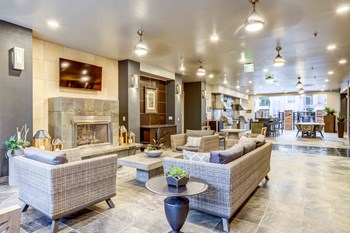 Posh Lounge Area In Clubhouse Posh Lounge Area In Clubhouse at Domain at CityCentre, Texas - Photo Gallery 4