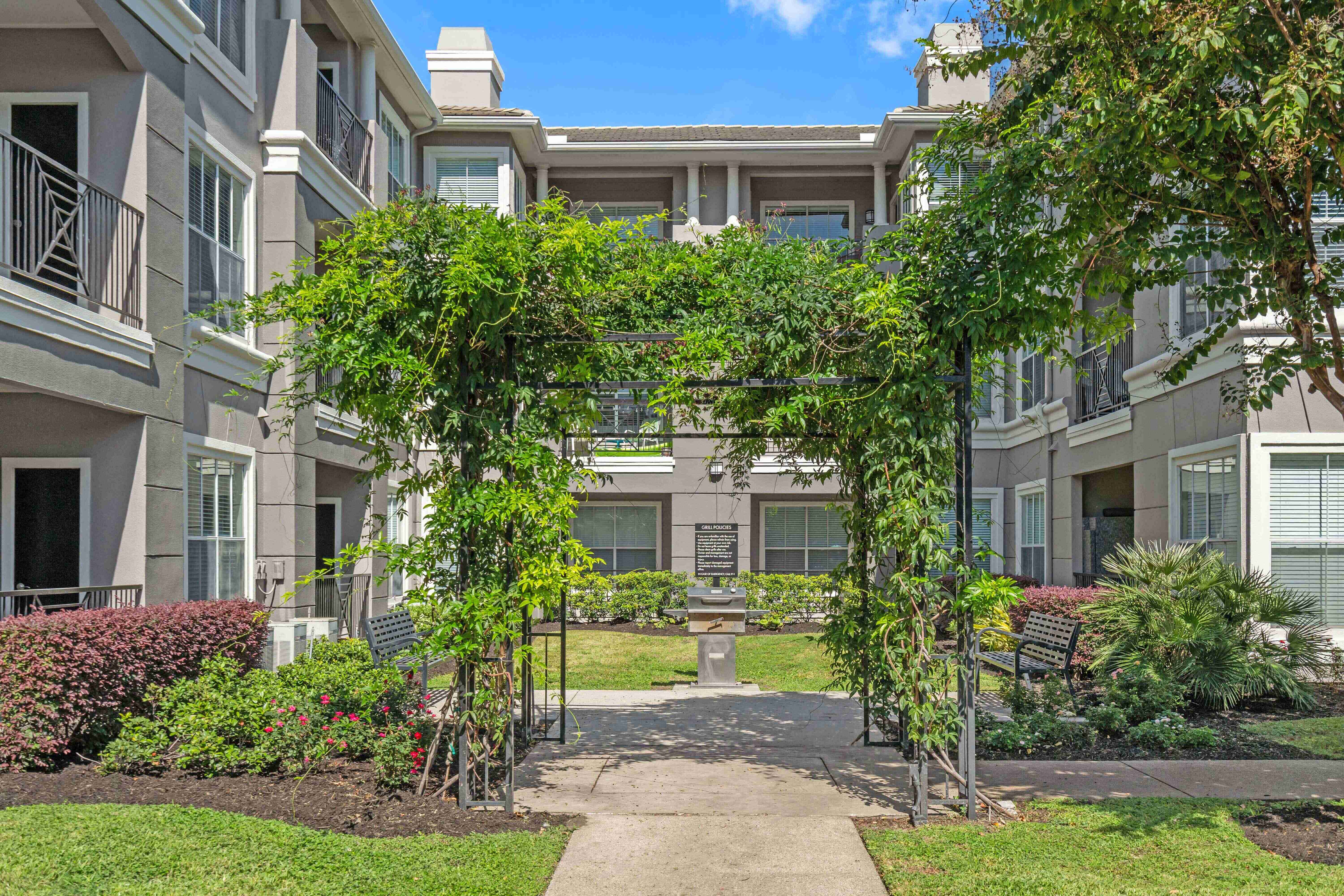 Gables Metropolitan Uptown