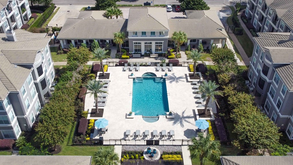 Gables Metropolitan Uptown