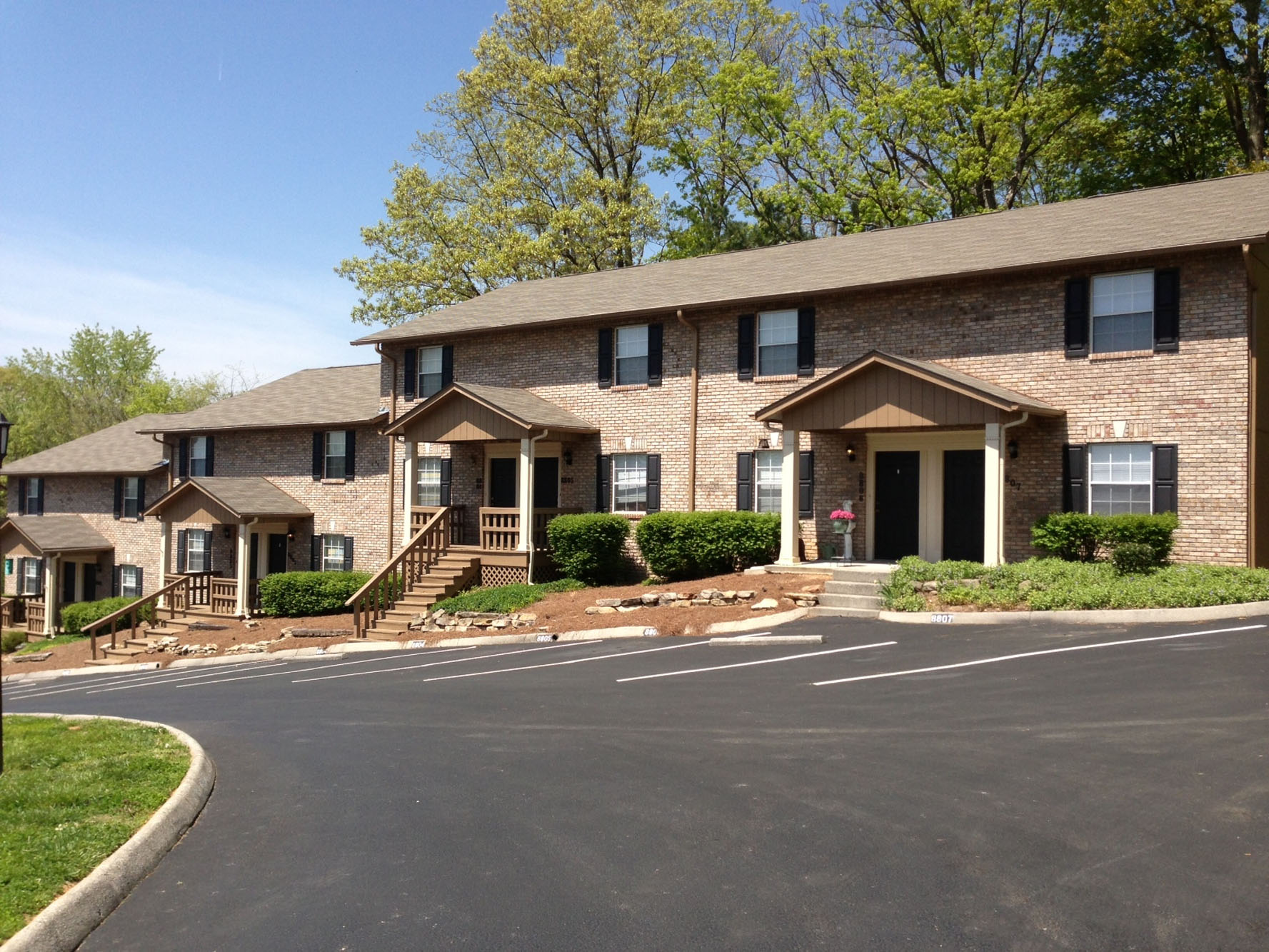 Eagle Pointe Apartments in Knoxville TN Photo Gallery