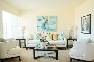 West Washington Blvd. 3-4 Beds Townhouse for Rent - Photo Gallery