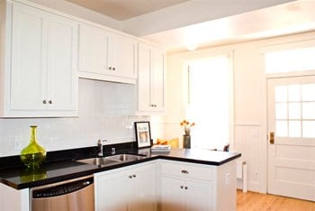 Presidio Residences 3-5 Beds Home, Duplex/Triplex for Rent - Photo Gallery 6