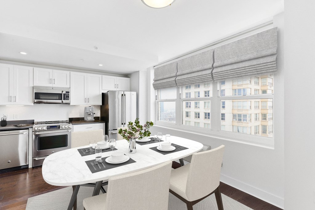 Dining table at 65 Bay Street, Jersey City, NJ