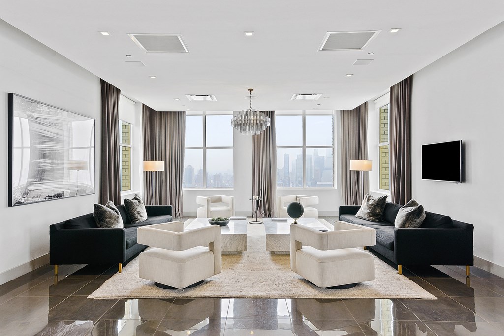 Observation room at 65 Bay Street, New Jersey, 07302