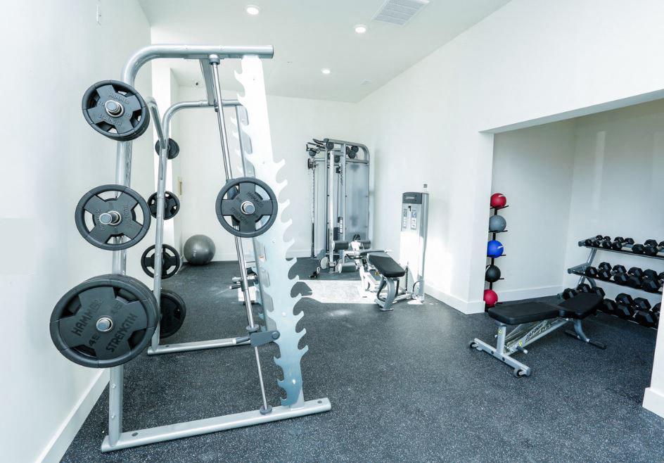 The Seaboard Building in Portsmouth VA weight room