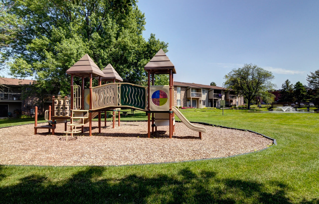 Briarbrook Apartment Homes Apartments in Wheaton, IL