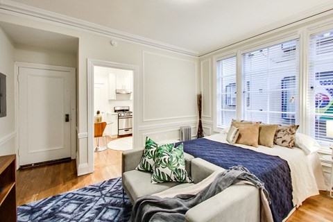 655 POWELL Street Studio-2 Beds Apartment for Rent
