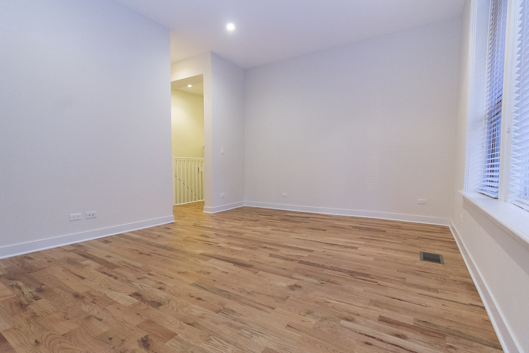 751 Buckingham Living Room