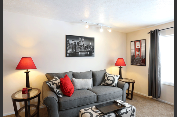 Hilliard Village Apartments 3400 Twin Creeks Drive